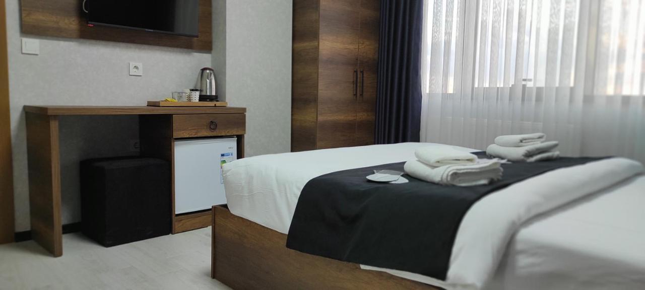 Acar Airport Hotel Plus Arnavutkoy Екстер'єр фото